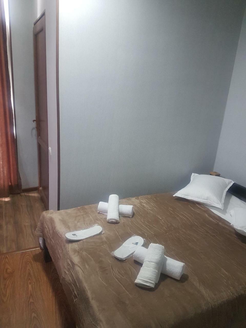 Hotel Leader ティビリシ エクステリア 写真